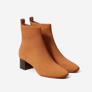 Everlane The Glove Boot Toffee Rib Knit Ankle Sock ReKnit Block Heel Sz 5.5 New - Picture 1 of 16