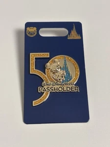 Disney Parks Pin Walt Disney World 50th Anniversary Mickey Mouse Passholder - Bild 1 von 6