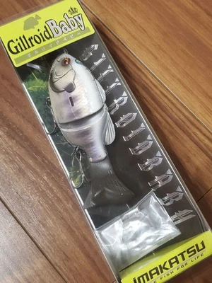 Gilroid Baby IMAKATSU Hagregill 3D Metal Pez Cristal Blanco NightGlow Usado Foto 1 de 3