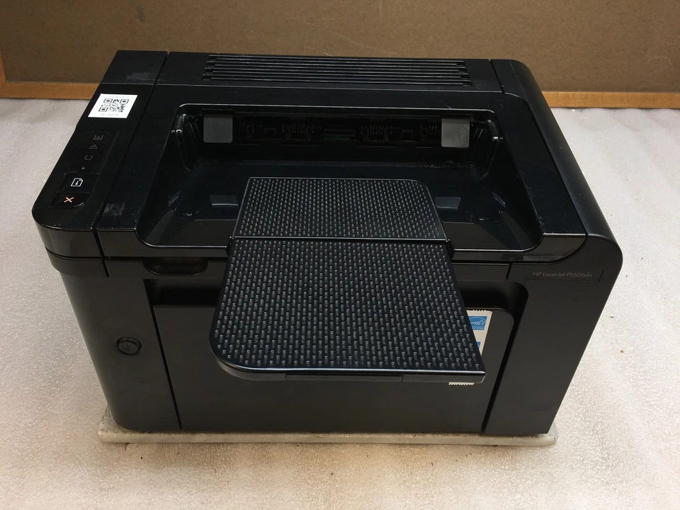 HP LaserJet Network Laser Printer P1606dn CE749A w/ 42.7K Page Count +SOME Toner - Image 1 of 4