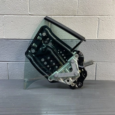 Audi A5 8F 2010-2017 convertible cuarto trasero derecho ventana cristal con motor OEM Foto 1 de 4
