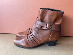 Janet D Women's Tan Leather Zip & Buckle Strap Ankle Boots Shoes. UK(7)(40) -A73 - Picture 1 of 7