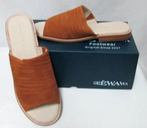 Gee Wawa Anthropologie Ariel Wood Ashes camel slides sandals NEW NIB 8 - Picture 1 of 12