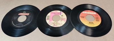 1980s POP, ROCK, ALT, RAP 45RPM singles. Ultrasonic clean. New sleeves. VG+ - Image 1 of 2