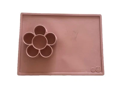 Alfombra de alimentación de silicona segura para niños EZPZ sin BPA florero rosa bebé Foto 1 de 2