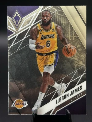 2020-21 Panini Chronicles Phoenix #568 LeBron James Prizm - Image 1 of 2