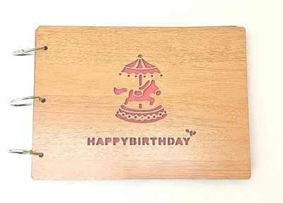 Libro de recortes con cubierta de carrusel grabada de madera feliz cumpleaños - 7,5" X 10,5" Foto 1 de 2