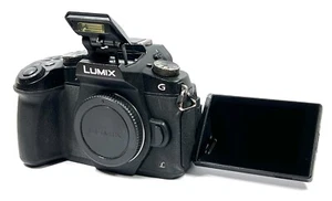 Panasonic Lumix DMC-G80 Camera (Body Only) + LumixBag #3984 - Picture 1 of 12