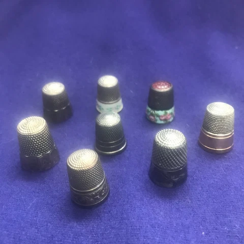 8 ANTIQUE SEWING THIMBLE LOT STERLING GOLD OVERLAY ENAMEL STONE TOP VARIOUS MARK Cover