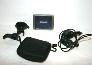 Garmin NUVI 200 GPS Navigation System Car Charger,Mount & Hard Case Bundle - Picture 1 of 4