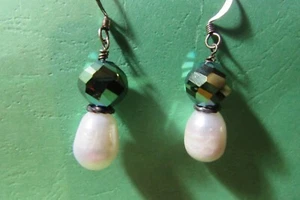 VINTAGE pierced earrings - iridescent blue/green & faux pearl about 1 1/2" long - Picture 1 of 6