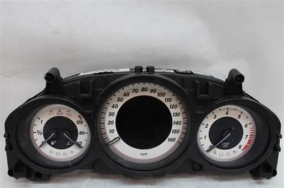 SPEEDOMETER CLUSTER Mercedes-Benz C250 C300 C350 C63 2012 12 961526 Foto 1 de 4