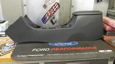 Ford Mustang Cobra 1999-2004 consola central reposabrazos bota de cuero negro Midnite Foto 1 de 4