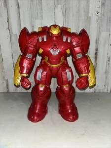 "Figura interactiva de Hulk Buster de 13"" Marvel Avengers Titan Hero Tech" - Imagen 1 de 3