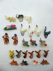 23x Vintage Anstecknadel Pin Brosche Zelluloid 50er Jahre Tier Hase Elefant Affe - Picture 1 of 8