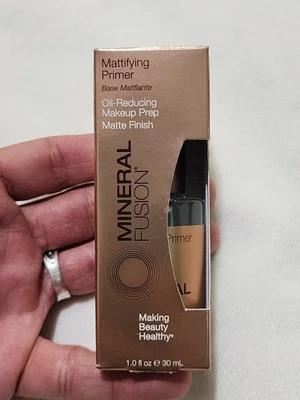 Mineral Fusion Mattifying Primer Oil Reducing Makeup Prep Matte Finish NEW - Image 1 of 3