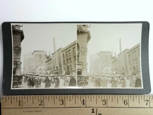Toronto Street Scene Stereoview Card 1933 Black & White Antique - Bild 1 von 2
