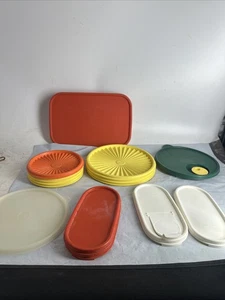 Lot Of 13 Tupperware Lids 8”, 5 1/2”, 7 X 3 1/2” And Others - Picture 1 of 8