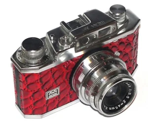VINTAGE HALINA 35X CAMERA. RED CROCODILE SKIN COVERED. - Bild 1 von 5
