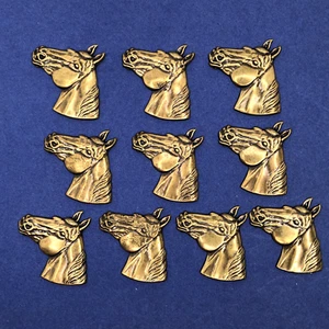 Applique decorazione vestiti testa di cavallo metallo 10 pz spangle ottone tecnica mista - Foto 1 di 5