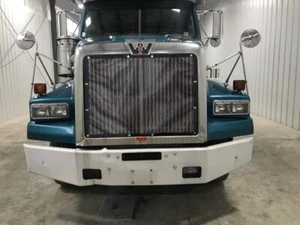 Western Star 4800/4900/SA/SB/FA/SF SLOPPED HOOD Plain Bugscreen LIFT THE DOT - Picture 1 of 5