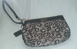 Coach authentische Kalbsleder Geldbörse schwarz & silber metallic Tiermotiv 7” x 5” x 1” - Bild 1 von 4