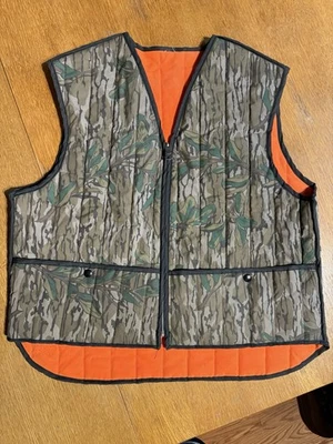 Vintage Reversible Hunting Vest Camo Blaze Orange Quilted Padded Men’s L - Image 1 of 4