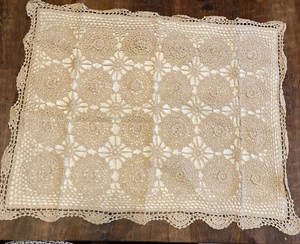 DE COLECCIÓN KEECO ROSETAS DE GANCHILLO MARFIL/CREMA ALMOHADA Estándar ESPUMA Nuevo - Imagen 1 de 4