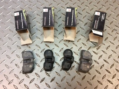 Se adapta a: 03-11 modelos BMW MONITOR DE PRESIÓN DE NEUMÁTICOS SENSORES TPMS Huf RDE008 LOTE DE 4 Foto 1 de 4