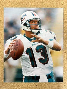 NFL Miami Dolphins Dan Marino Throwing Football UNSIGNED 8x10 Color Photo - Picture 1 of 2