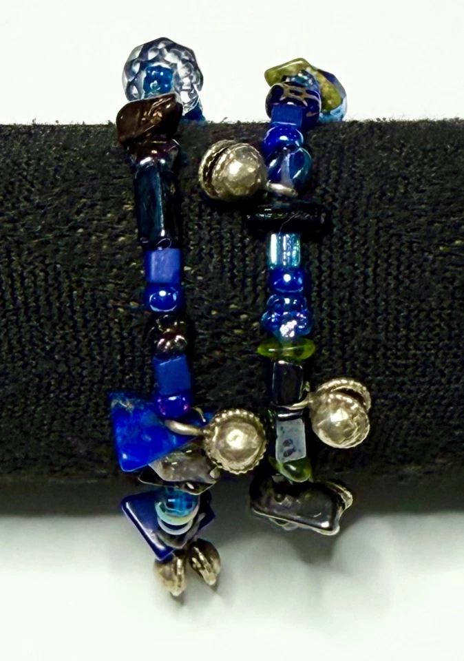 Pulsera envolvente de cuentas Pop color - alambre de memoria - azul, púrpura, verde, plata, negro Foto 1 de 3