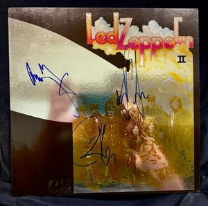 LED ZEPPELIN~Jimmy Page-Robert Plant-John P Jones Signed LED ZEPPELIN II Album - Picture 1 of 8
