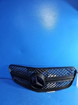 Grille 212 Type Sedan E63 Upper Fits 10-13 MERCEDES E-CLASS 6495 - Image 1 of 4