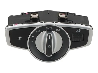 Switch for Light Mercedes-Benz C-Class (W205) C 180 115 kW 156 hp (06/2019 - Image 1 of 4