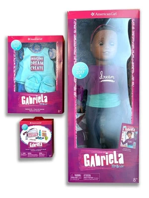 Boneca American Girl Gabriela McBride, 2017 Boneca do Ano 18" Como Nova na Caixa  - Imagem 1 de 4