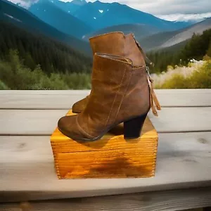 Bar III Jillian Brown Distressed Leather Ankle Boots Heels Women's Size 8m - Picture 1 of 9