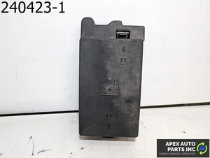 OEM 2004 GMC Envoy 4.2L Fuse Box Engine - Picture 1 of 6