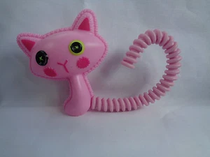 Muñeca Lalaloopsy Tamaño Completo Joya Brillos Repuesto Plástico Rosa Mascota Gatito Gato - Imagen 1 de 6