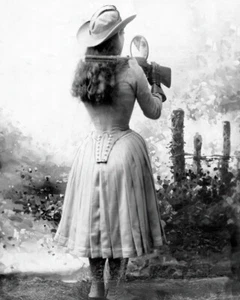 Annie Oakley 8X10 Photo Picture Image gun sharpshooter Buffalo Bill Wild West 11 - Picture 1 of 1