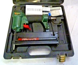 Parkside PDt 40 A1 Druckluft Tacker - Bild 1 von 4