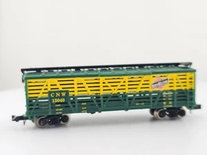 Atlas N Scale Chicago and Northwestern Cattle Livestock Stock Car CNW 15040 - Picture 1 of 10