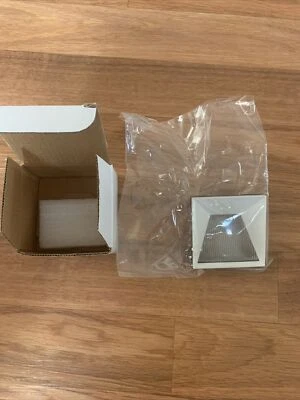 Entra Flangeless Adjustable Square Wall Wash Trim - Image 1 of 4