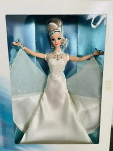 VINTAGE 1996 BARBIE STARLIGHT DANCE "CLASSIQUE" DOLL BY CYNTHIA YOUNG - NRFB - Picture 1 of 10