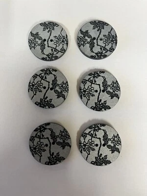 6 x 30mm Flat Light Grey Flower & Bird Design Buttons  Sewing/Knitting/Crafts - Image 1 of 4