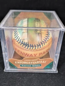 Old Fenway Park Baseball Art Ball in pensione di Unforgettaballs per Boston Red Sox - Foto 1 di 5