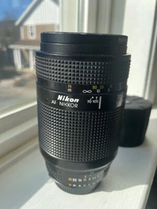 Nikon AF NIKKOR 70-210mm F4-5.6 Telephoto Zoom Lens - Picture 1 of 7