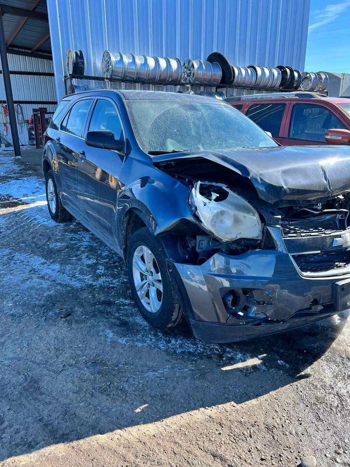 Alternador usado compatible con: Chevrolet Equinox 2010 2,4 grado A Foto 1 de 4