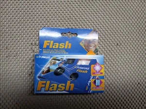 NEW Polaroid 400 Speed 35mm Single Use 27 Film Camera DISPOSABLE VINTAGE In Box - Picture 1 of 2