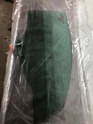 Mazda 3 2004 hatchback puerta delantera ventana de vidrio lado derecho del pasajero OEM Foto 1 de 4