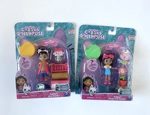 Gabby’s Dollhouse Figures LOT OF 2 - Art Studio, Flower-riffic Garden NEW - Picture 1 of 4